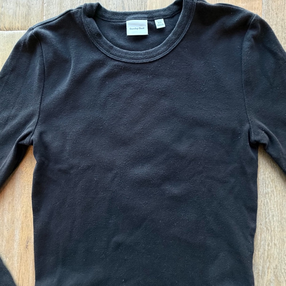 Aritzia Sunday Best Black Long Sleeve Crew Neck Size XS - Picture 4 of 6
